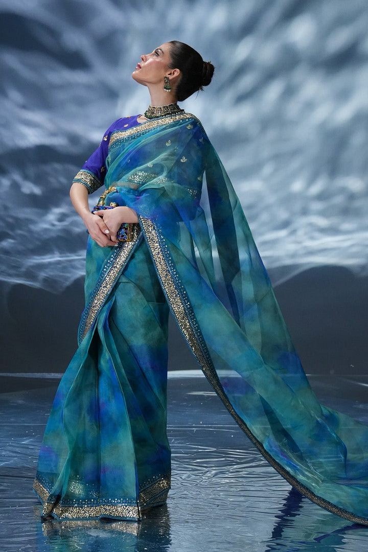 saari
saare
pakistani saree
pakistani saree online
black saree in pakistan
ladies saree
festival wear​
festive wear
luxury ready to wear
luxury wear​
luxury dresses
luxury dress brands