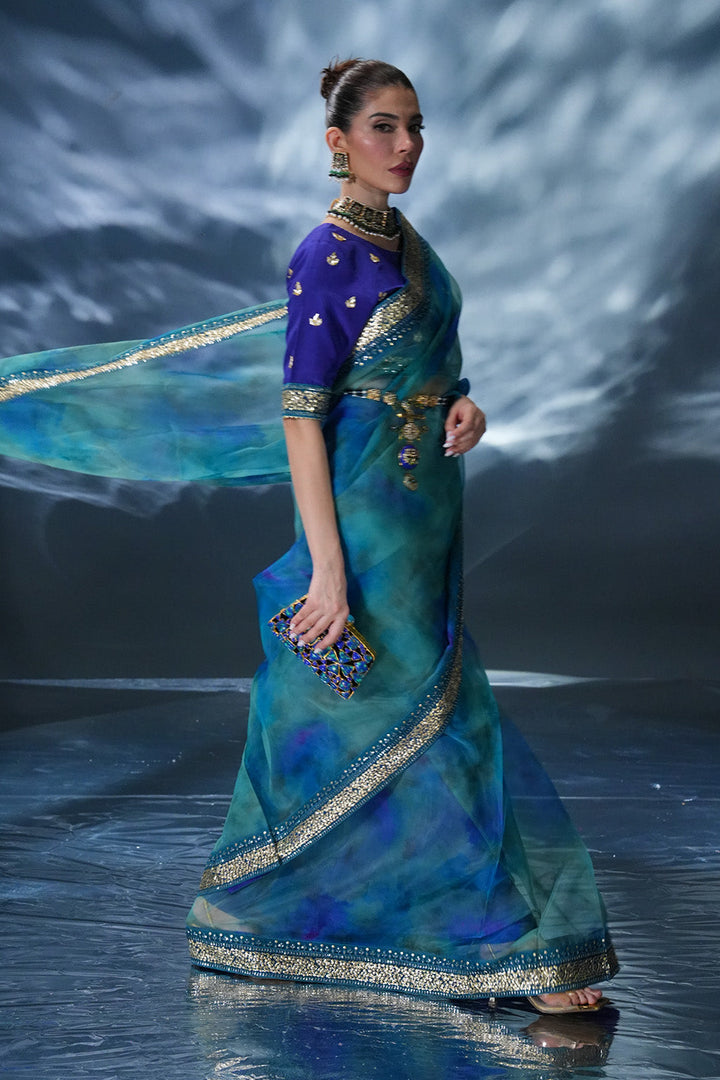 saari
saare
pakistani saree
pakistani saree online
black saree in pakistan
ladies saree
festival wear​
festive wear
luxury ready to wear
luxury wear​
luxury dresses
luxury dress brands